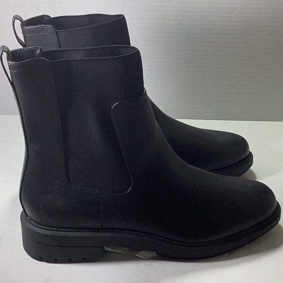 Women's Tackoma Lug Booties,Note: No Box - Picture 5 of 7